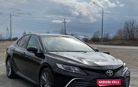 Toyota Camry, 2019 год, 2 670 000 рублей, 2 фотография