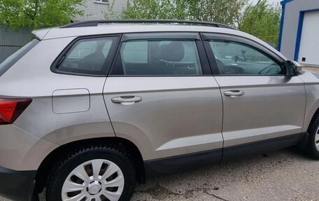 Skoda Karoq I, 2020 год, 2 300 000 рублей, 2 фотография