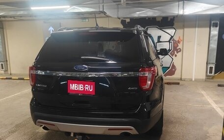 Ford Explorer VI, 2017 год, 2 550 000 рублей, 3 фотография