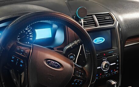 Ford Explorer VI, 2017 год, 2 550 000 рублей, 15 фотография