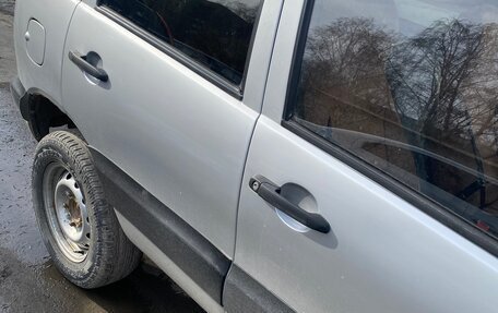 Chevrolet Niva I рестайлинг, 2005 год, 375 000 рублей, 12 фотография