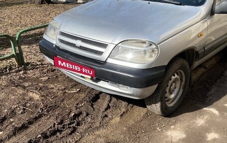 Chevrolet Niva I рестайлинг, 2005 год, 375 000 рублей, 3 фотография