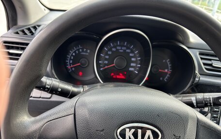 KIA Rio III рестайлинг, 2012 год, 870 000 рублей, 10 фотография