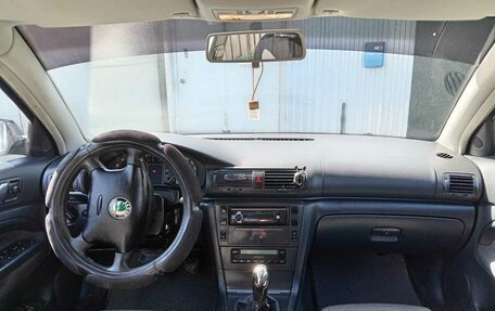 Skoda Superb III рестайлинг, 2004 год, 300 000 рублей, 12 фотография