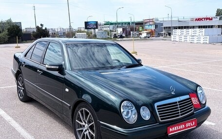 Mercedes-Benz E-Класс, 1997 год, 580 000 рублей, 1 фотография