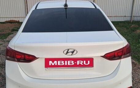 Hyundai Solaris II рестайлинг, 2018 год, 1 300 000 рублей, 2 фотография