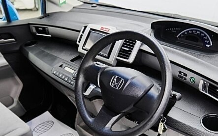 Honda Freed I, 2011 год, 1 270 000 рублей, 13 фотография
