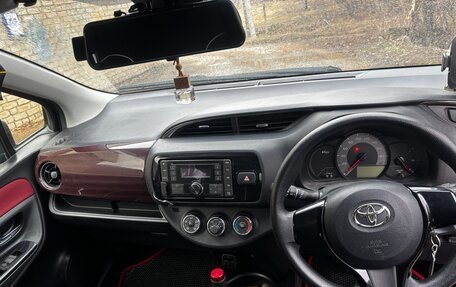 Toyota Vitz, 2017 год, 800 000 рублей, 13 фотография