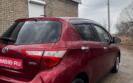 Toyota Vitz, 2017 год, 800 000 рублей, 9 фотография
