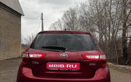 Toyota Vitz, 2017 год, 800 000 рублей, 7 фотография