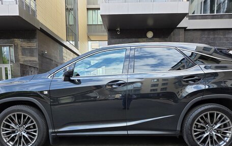 Lexus RX IV рестайлинг, 2017 год, 4 250 000 рублей, 7 фотография