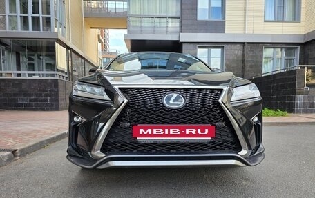 Lexus RX IV рестайлинг, 2017 год, 4 250 000 рублей, 4 фотография