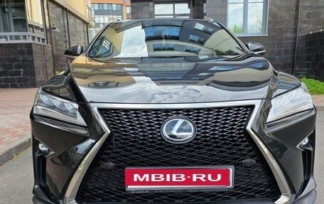Lexus RX IV рестайлинг, 2017 год, 4 250 000 рублей, 3 фотография
