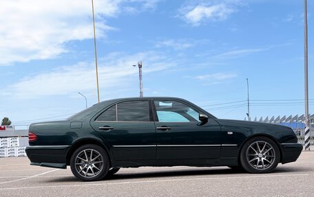 Mercedes-Benz E-Класс, 1997 год, 580 000 рублей, 5 фотография