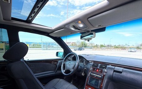 Mercedes-Benz E-Класс, 1997 год, 580 000 рублей, 7 фотография