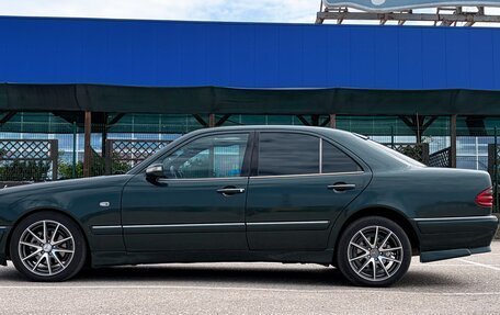 Mercedes-Benz E-Класс, 1997 год, 580 000 рублей, 6 фотография