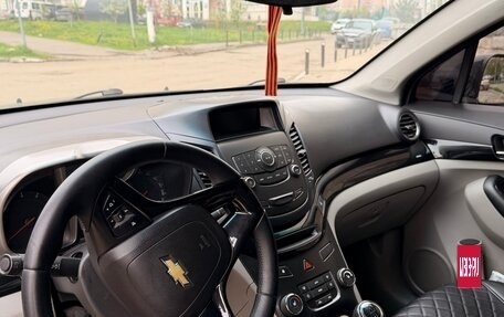 Chevrolet Orlando I, 2011 год, 950 000 рублей, 11 фотография