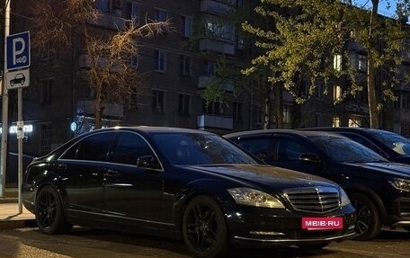 Mercedes-Benz S-Класс, 2011 год, 1 780 000 рублей, 5 фотография