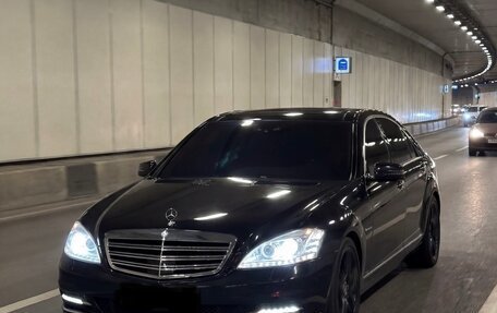 Mercedes-Benz S-Класс, 2011 год, 1 780 000 рублей, 22 фотография