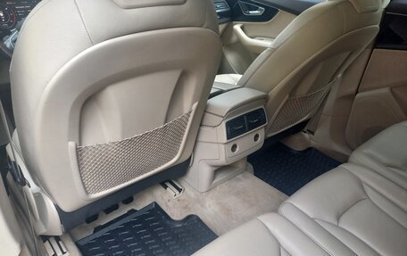 Audi Q7, 2015 год, 3 200 000 рублей, 11 фотография