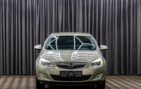 Opel Astra J, 2011 год, 695 000 рублей, 2 фотография