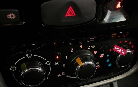 Renault Duster I рестайлинг, 2014 год, 890 000 рублей, 19 фотография