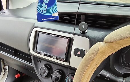 Toyota Vitz, 2016 год, 1 050 000 рублей, 12 фотография