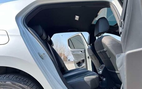 Volkswagen Golf VIII, 2022 год, 2 000 000 рублей, 8 фотография