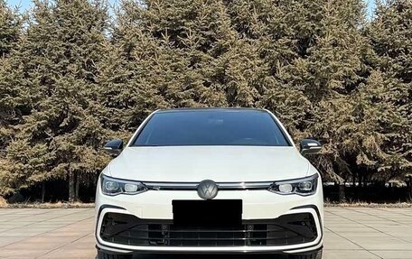 Volkswagen Golf VIII, 2022 год, 2 000 000 рублей, 4 фотография