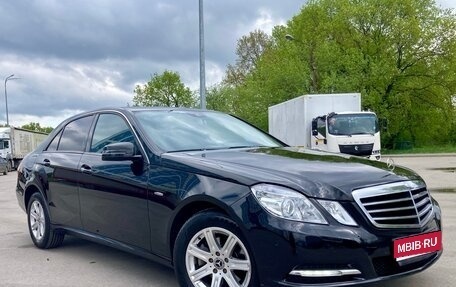 Mercedes-Benz E-Класс, 2012 год, 1 249 000 рублей, 1 фотография