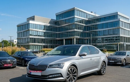 Skoda Superb III рестайлинг, 2023 год, 2 270 000 рублей, 1 фотография