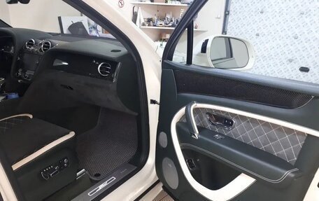 Bentley Bentayga I, 2019 год, 12 500 000 рублей, 9 фотография