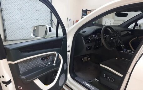 Bentley Bentayga I, 2019 год, 12 500 000 рублей, 13 фотография