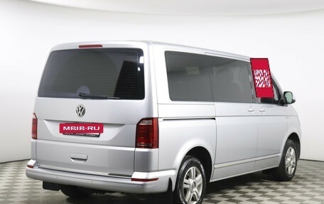 Volkswagen Caravelle T6 рестайлинг, 2015 год, 2 190 000 рублей, 5 фотография