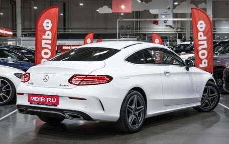 Mercedes-Benz C-Класс, 2019 год, 3 899 000 рублей, 7 фотография