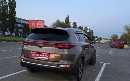 KIA Sportage IV рестайлинг, 2019 год, 2 480 000 рублей, 3 фотография