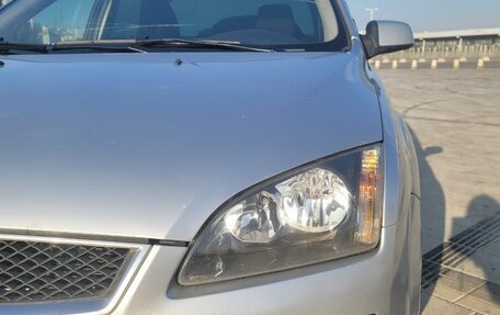 Ford Focus II рестайлинг, 2007 год, 465 000 рублей, 18 фотография