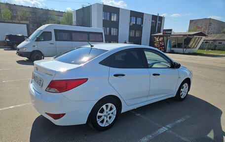 Hyundai Solaris II рестайлинг, 2015 год, 840 000 рублей, 5 фотография