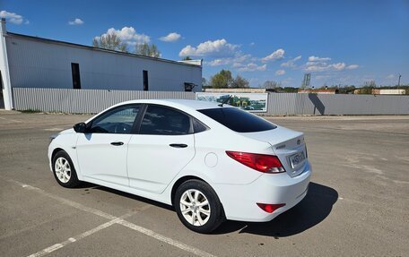 Hyundai Solaris II рестайлинг, 2015 год, 840 000 рублей, 6 фотография