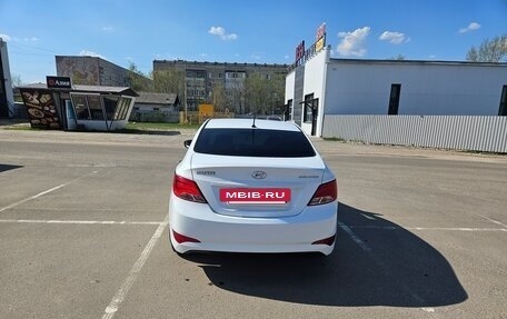 Hyundai Solaris II рестайлинг, 2015 год, 840 000 рублей, 7 фотография
