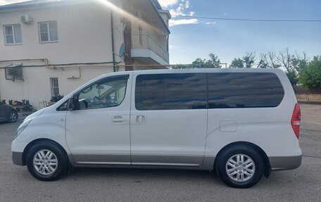 Hyundai H-1 II рестайлинг, 2016 год, 2 350 000 рублей, 7 фотография