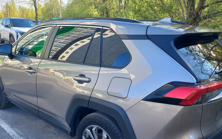 Toyota RAV4, 2024 год, 3 850 000 рублей, 6 фотография