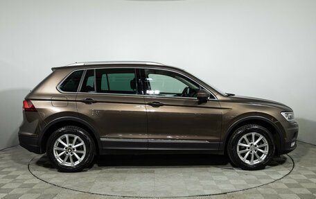 Volkswagen Tiguan II, 2017 год, 1 949 898 рублей, 4 фотография