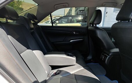 Toyota Camry, 2018 год, 2 349 000 рублей, 10 фотография