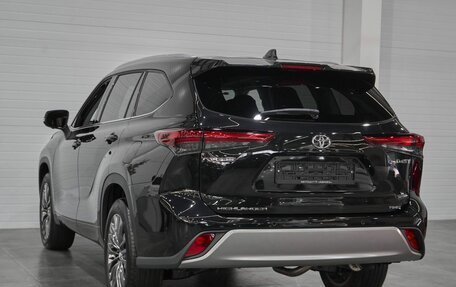 Toyota Highlander, 2026 год, 5 500 000 рублей, 4 фотография
