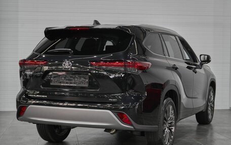 Toyota Highlander, 2026 год, 5 500 000 рублей, 6 фотография