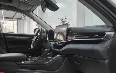 Toyota Highlander, 2026 год, 5 500 000 рублей, 22 фотография