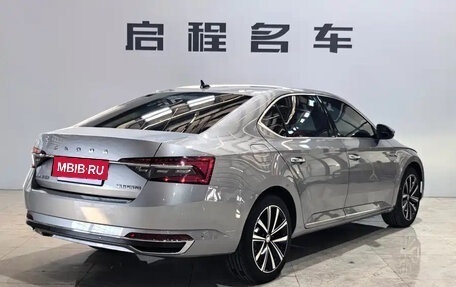 Skoda Superb III рестайлинг, 2023 год, 2 270 000 рублей, 21 фотография