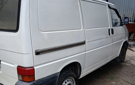 Volkswagen Transporter T4, 1996 год, 465 000 рублей, 2 фотография