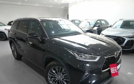 Toyota Highlander, 2026 год, 5 550 000 рублей, 3 фотография